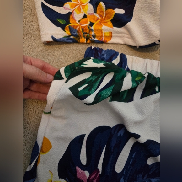 Shorts and vest - Picture 15 of 15